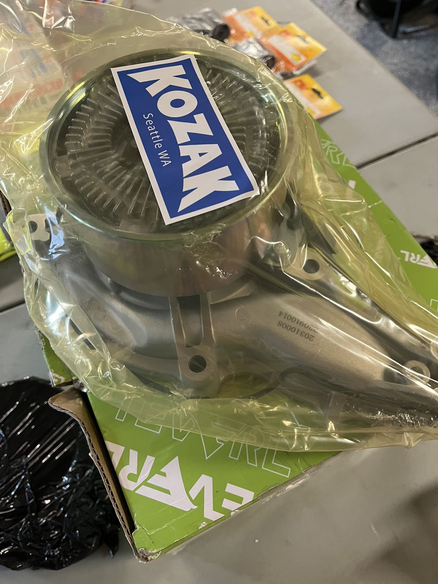 Kozak Water Pump For Volvo D13