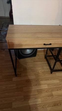 Computer table