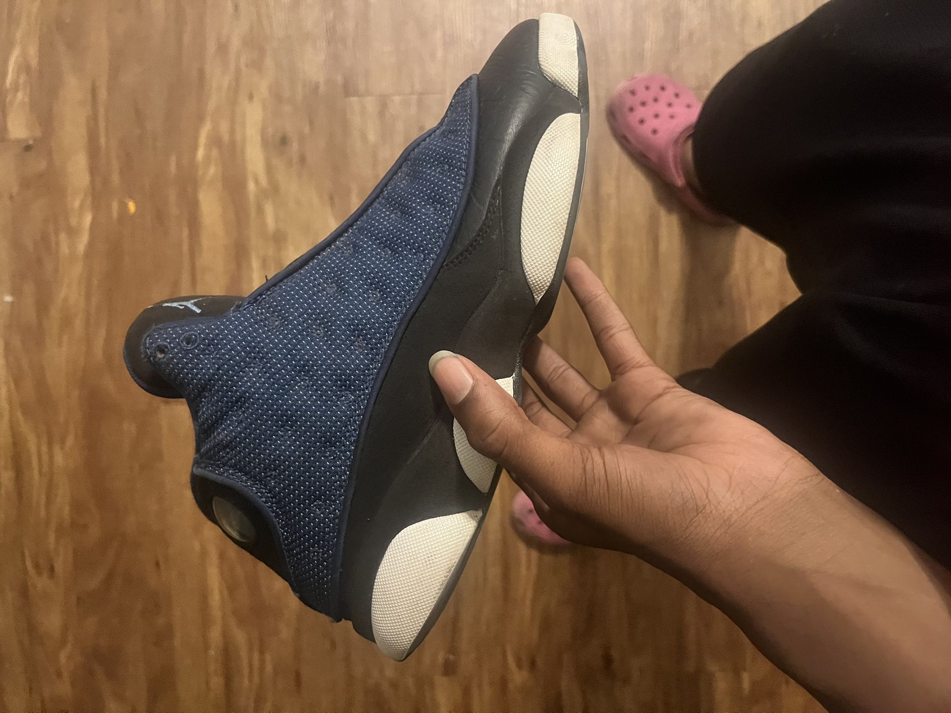 Navy Jordan 13’s