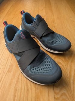 Women's size 8.5 Tiem spin cycling bike exercise fitness gym shoes