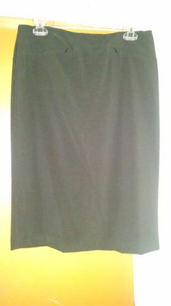 Skirt size 6