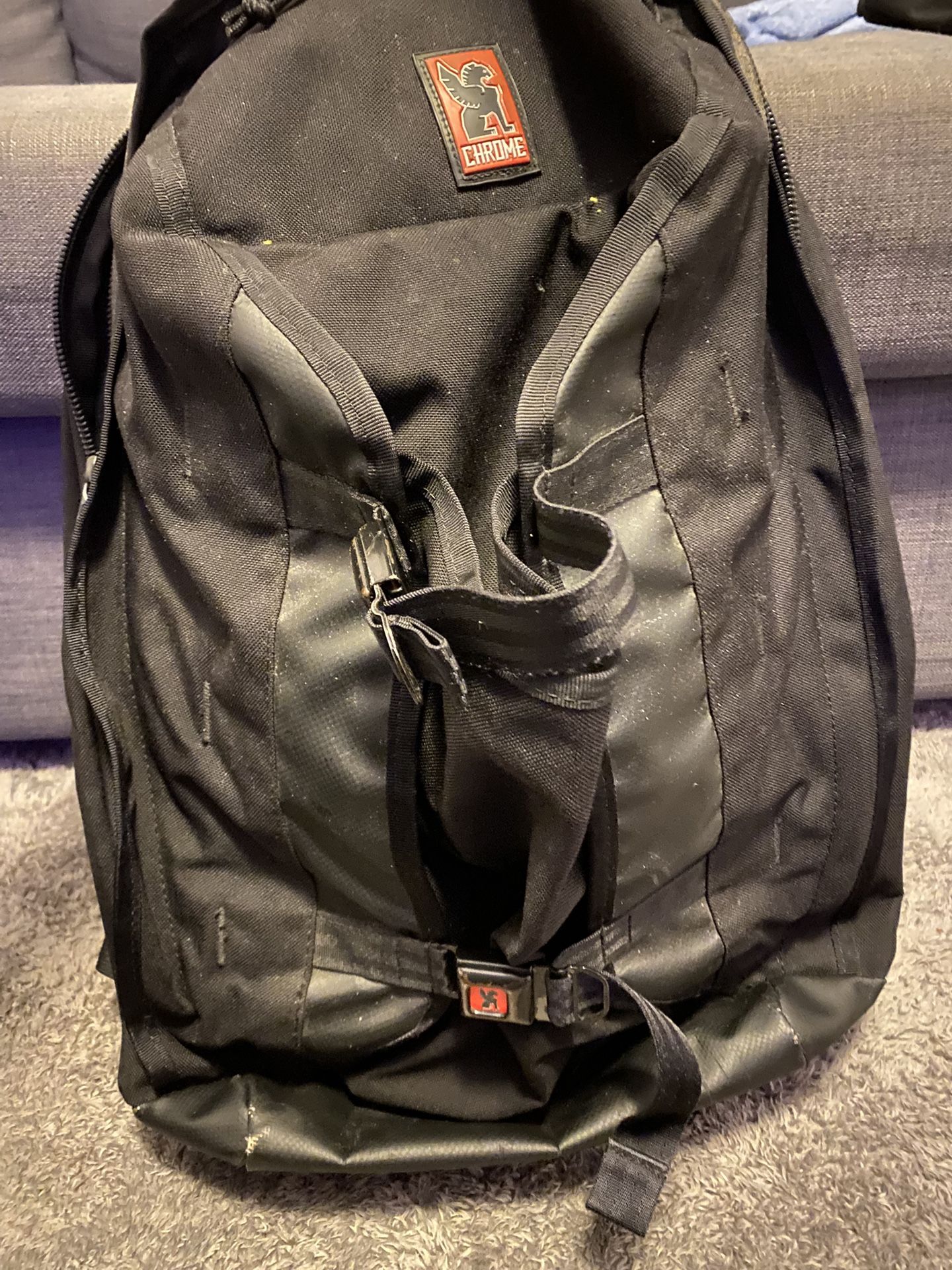 CHROME Messenger bag.
