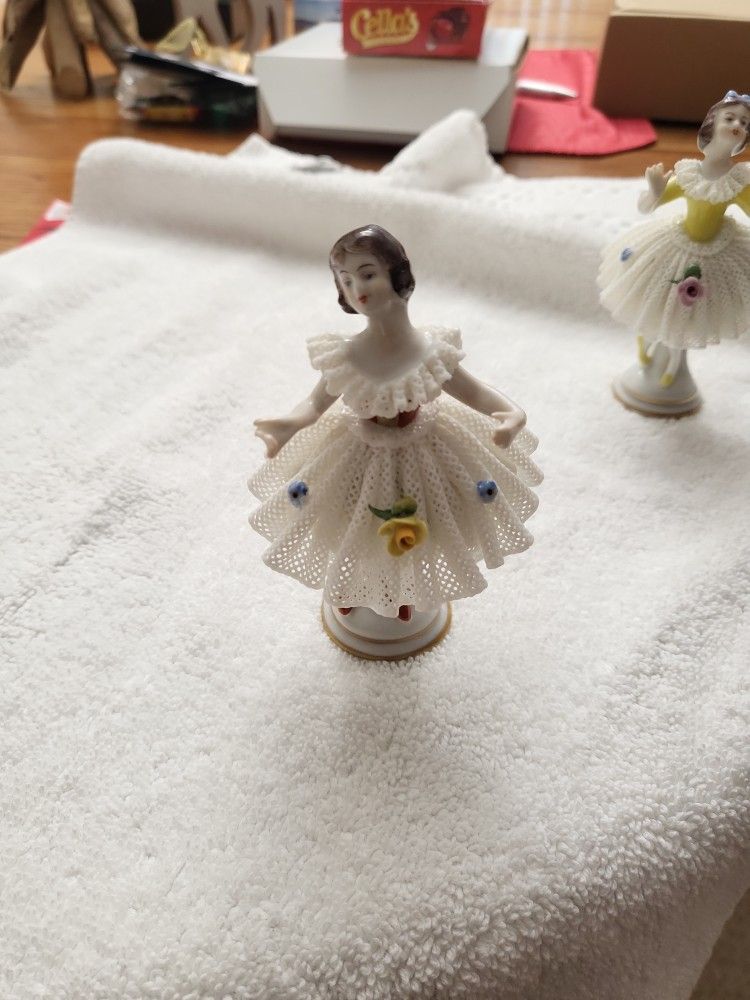 Vintage Volkstedt Dresden Germany Porcelain Lace Ballerina Figurine