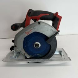 Milwaukee M18 18V Lithium-Ion Cordless 6-1/2 in. Circular Saw (Tool-Only) 2630-20 