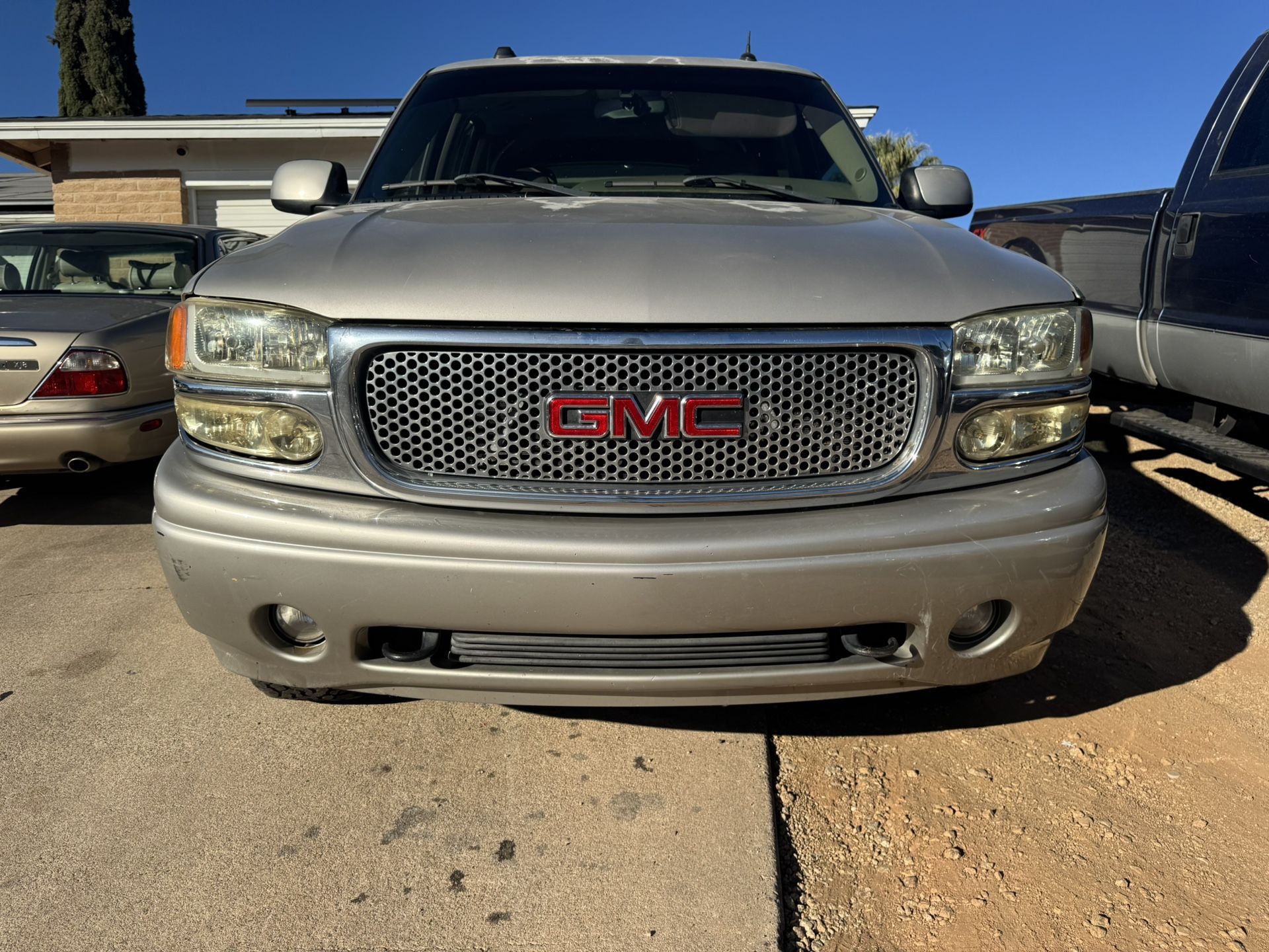 2004 GMC Yukon XL