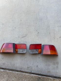 Civic tail lights 1998 EX