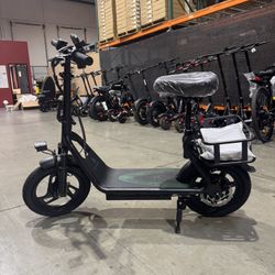Electric scooter