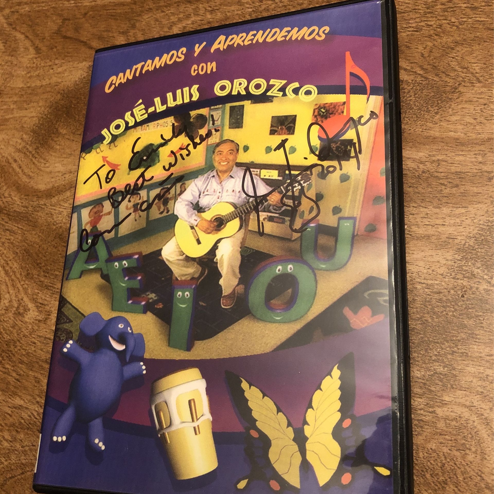 Cantamos Y Apprendemos: Jose-Luis Orozco - Autographed and Like New!!