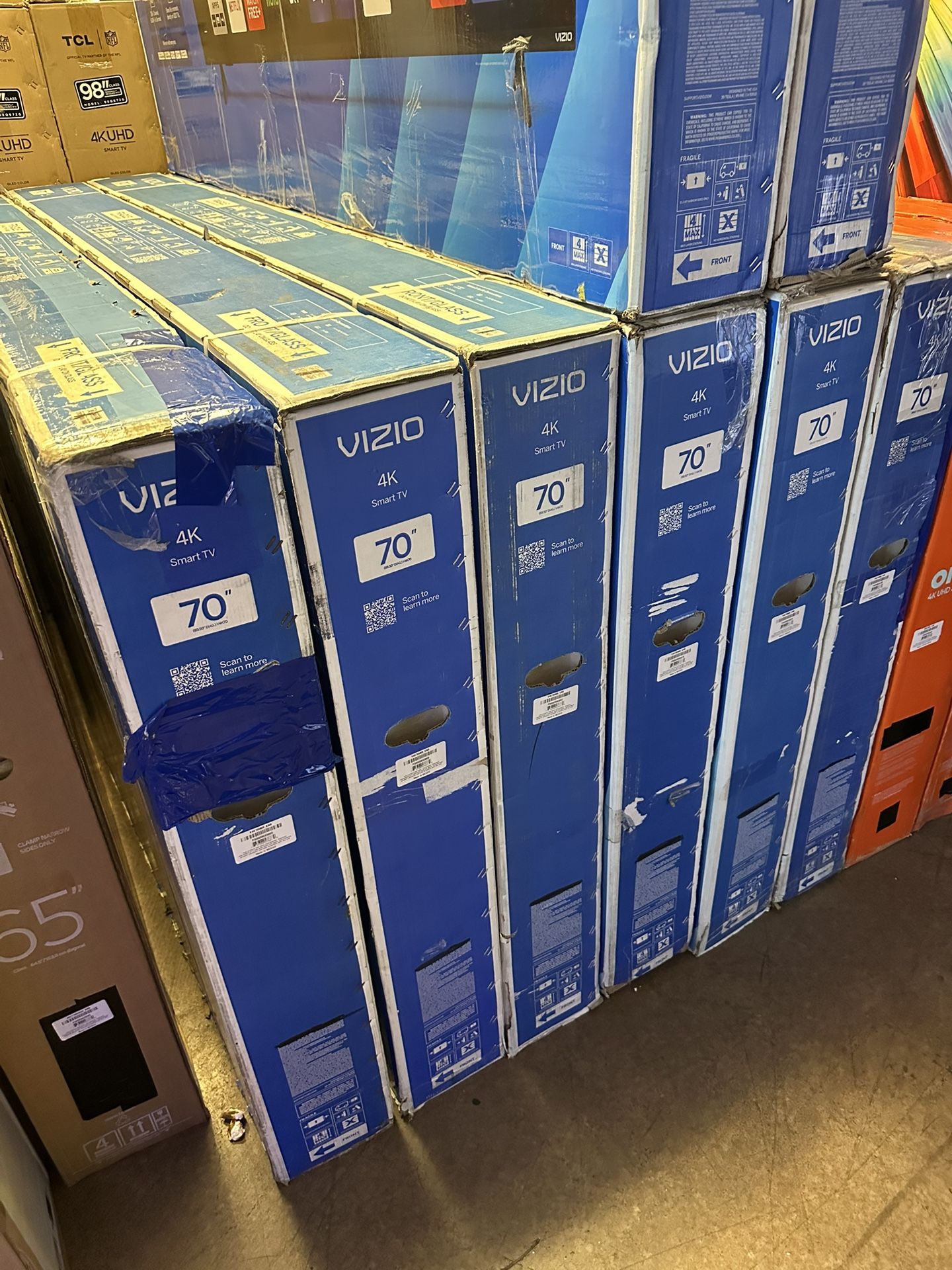 Vizio 70β 4K Smart TV (V4K70M-08)