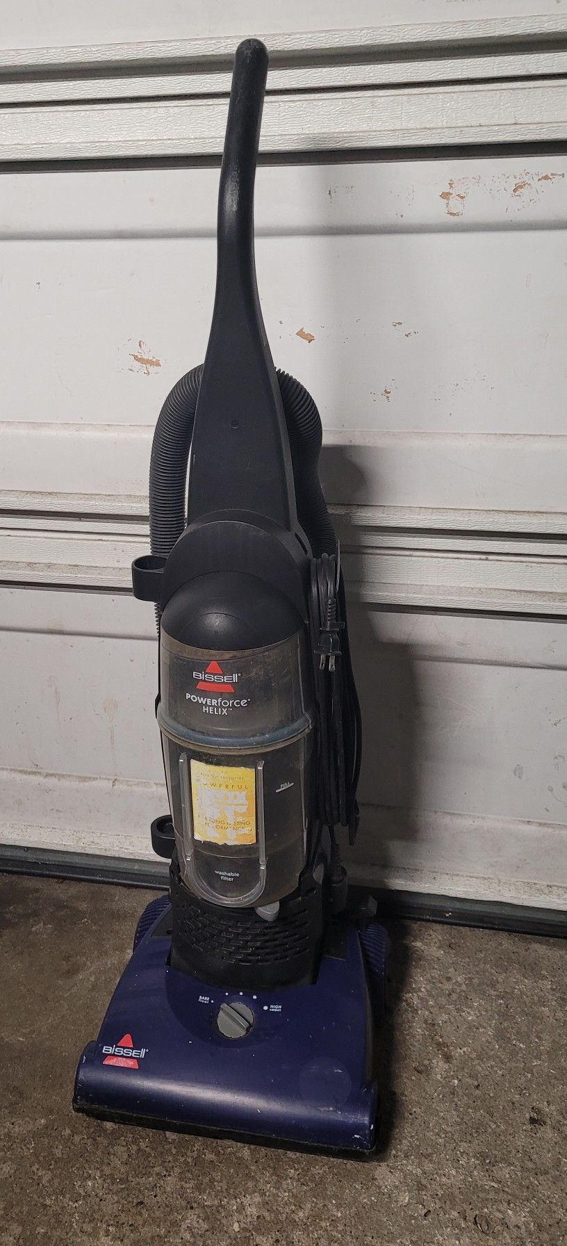 Bissell Vacuum Cleaner...

