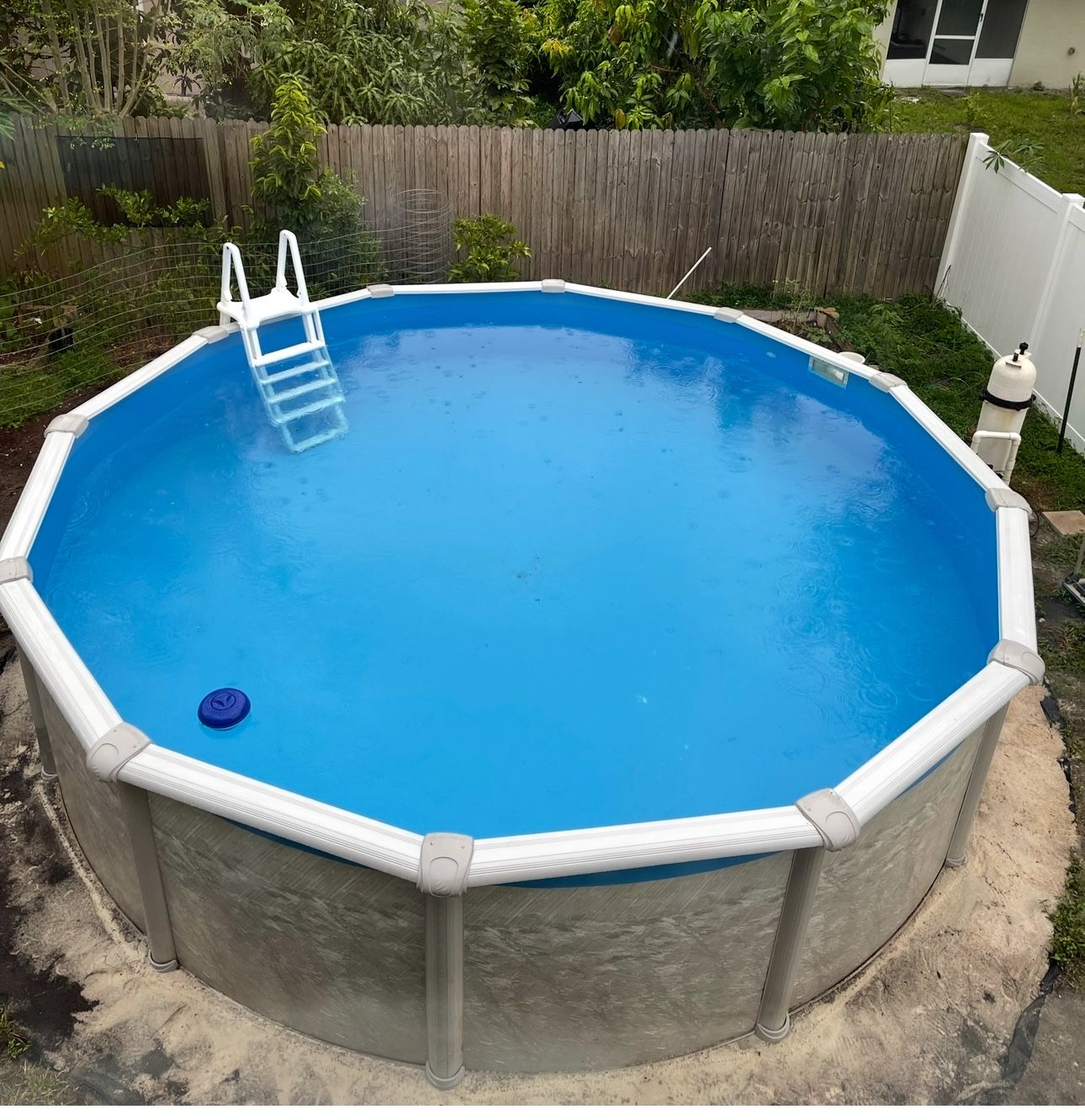 Above Ground 18ft Round Pool