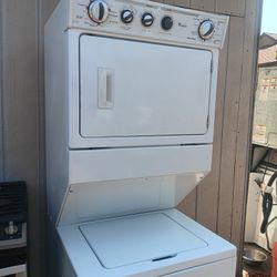Lavadora y Secadora Electrica 220v Marca Whirlpool 