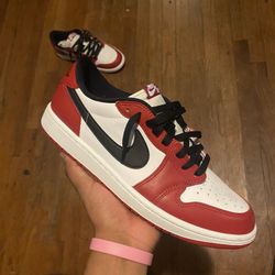 Jordan 1 Low Chicago 