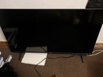 43” Hisense smart Roku Tv
