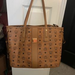 Authentic MCM Large reversible Liz Shopper Tote Bag 