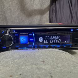 Alpine CDE-HD148BT Bluetooth/USB Car Stereo