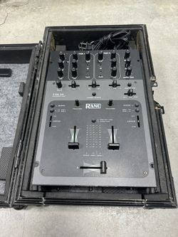 Rane TTM56 Mixer & Rane SL3 Serato Box With 2 Pioneer CDJ’s