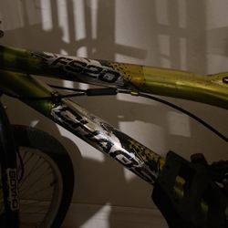 Chaos FS20 Bike
