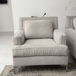 2 Lounge Chair + Coffee Table