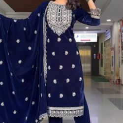 Indian Pakistani Tradition Designer Shalwar Kameez Velvet 