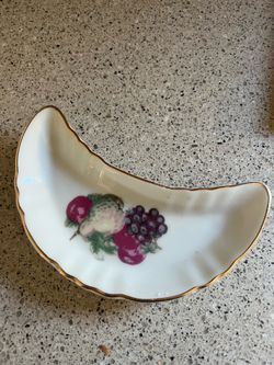 Vintage Crescent‐Shaped Side Dish – Likely Japan (6-1⁄2" x 3")