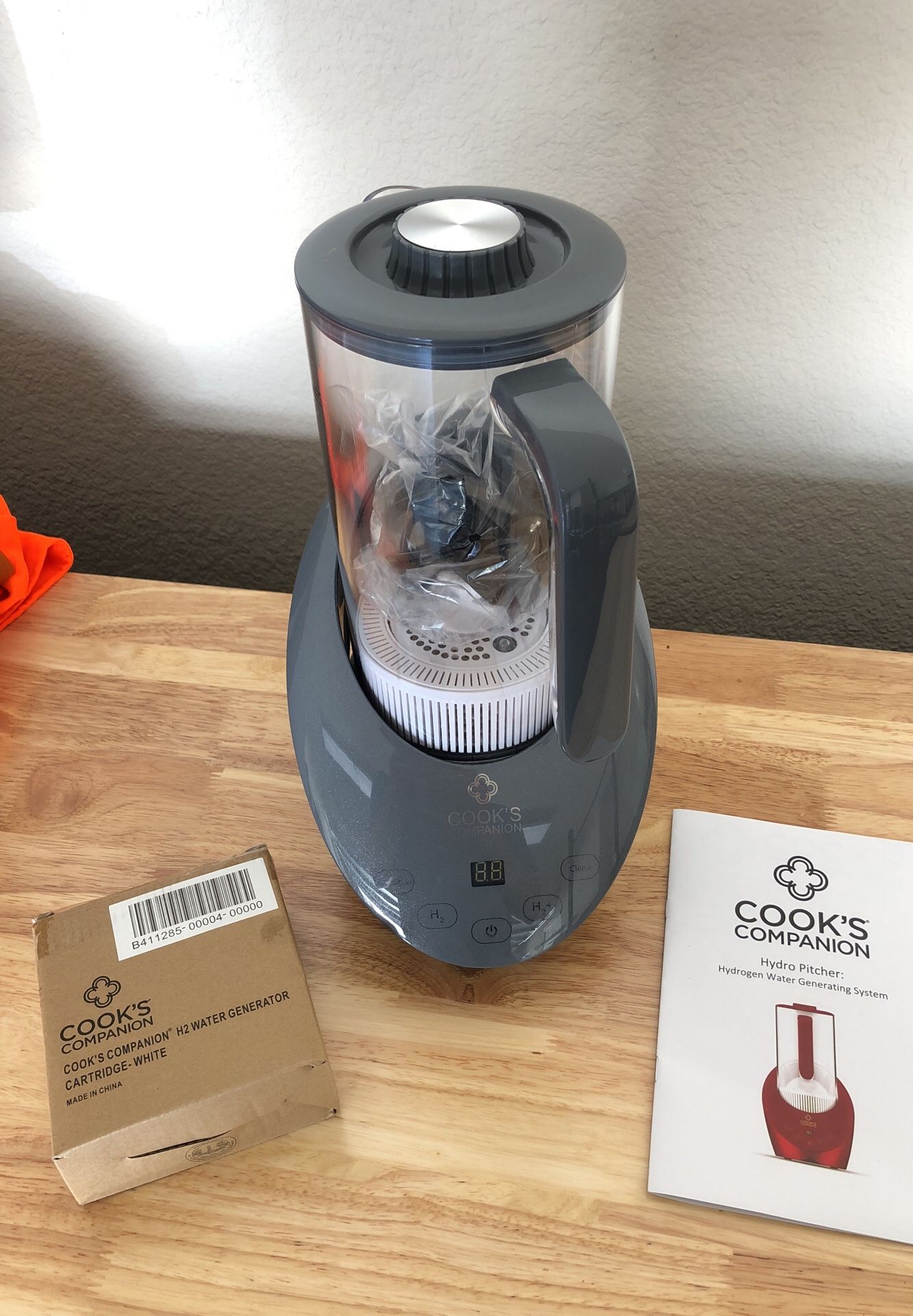 Cook’s Companion Hydro Pitcher - New