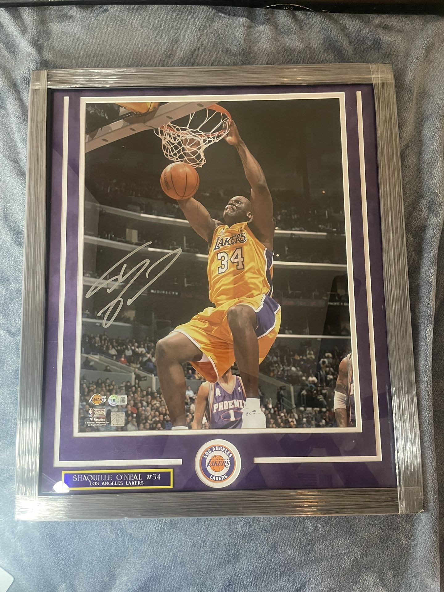 Lakers Shaquille O’Neal 16x20 Signed Framed COA