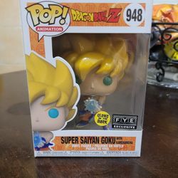 Funko Pop Super Saiyan Goku (FYE Exclusive)