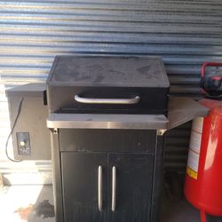 
Traeger® Select Pro Wood Pellet Grill