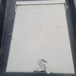 Outdoor Sub Panel 125 Amp Mainlug With Breakers