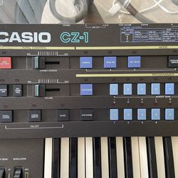 Casio CZ-1 Synthesizer