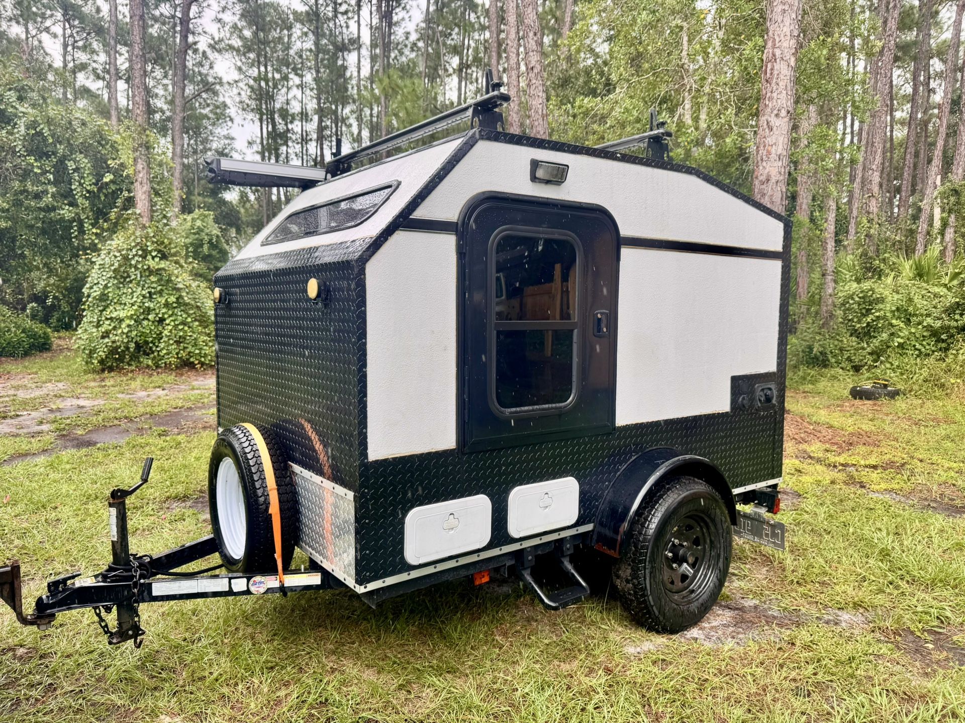 Overlanding Camper - Small Custom Camper 