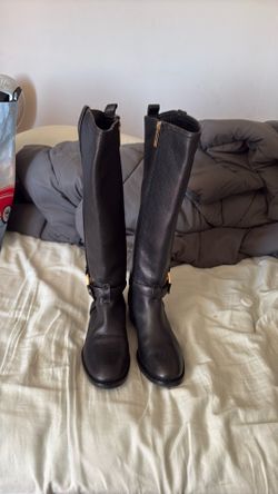 TORY BURCH boots