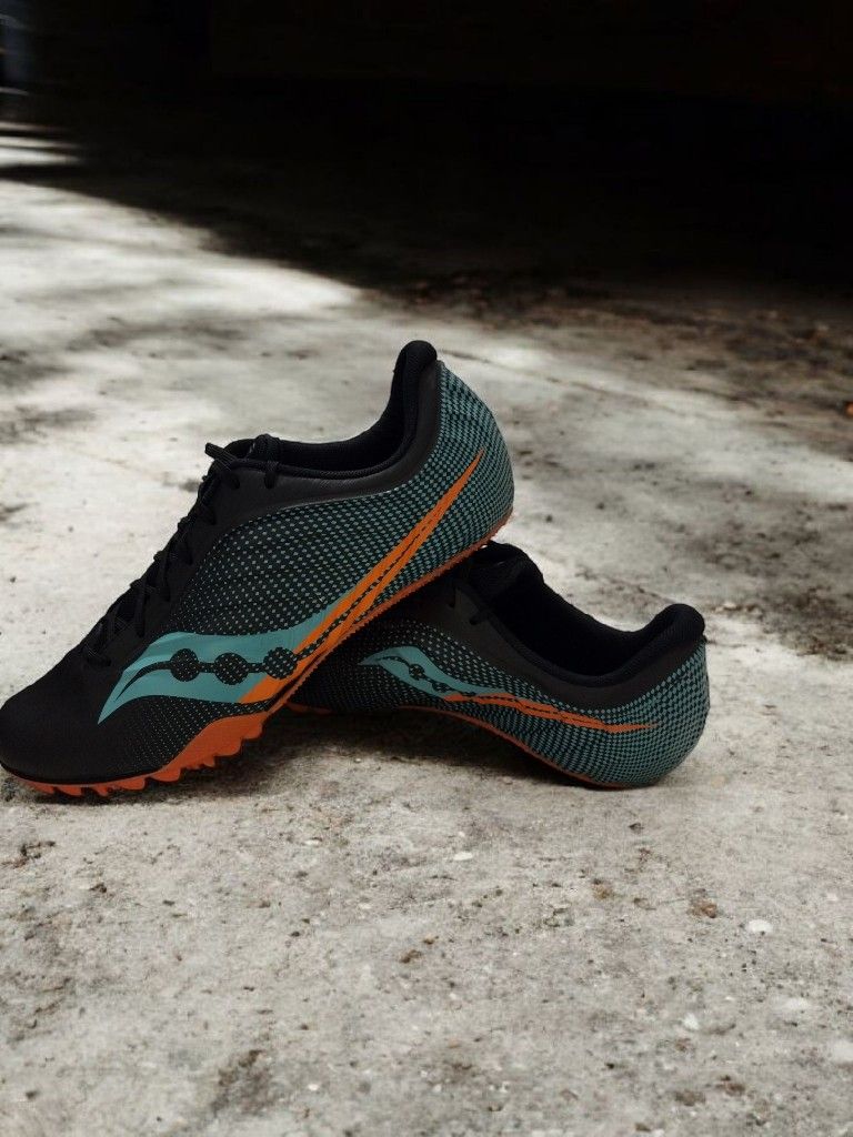 Saucony Men's Track, Black and Teal, 9.5 US