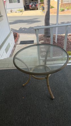 Round table