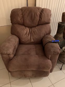 La Z Boy Electric Recliner