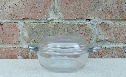 Vintage L'Ovenware Small 12 Oz. Refrigerator Jar/Lid