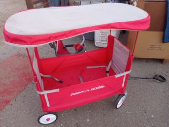 Radio flyer wagon
