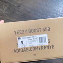 Yeezy boost V2 Triple White