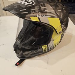 Arai XD-4  Helmet 