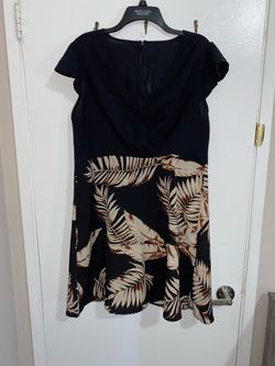 Black & Beige Leaf Print Dress