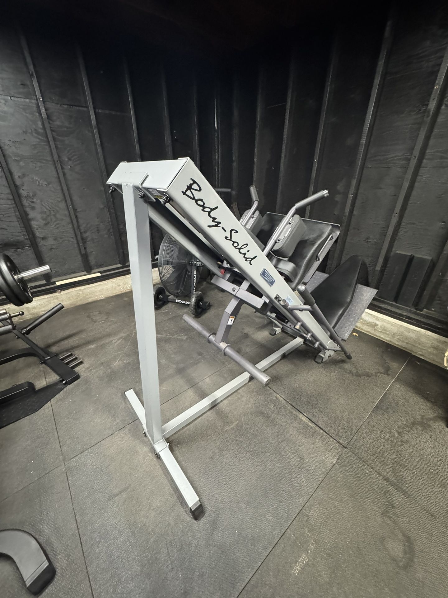Body Solid Hack-squat Leg Press