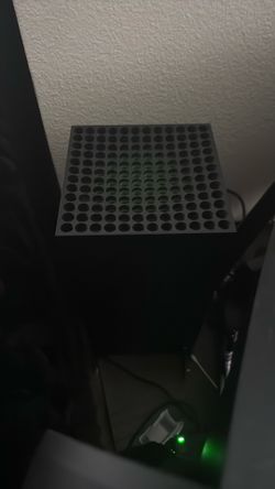 Xbox series x 1 TB disk edition Bundle