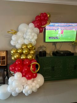 Balloon garlands