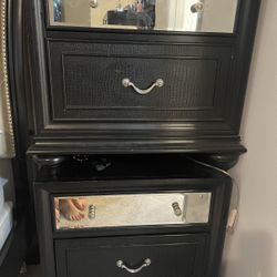 Black With Mirror Night Stands