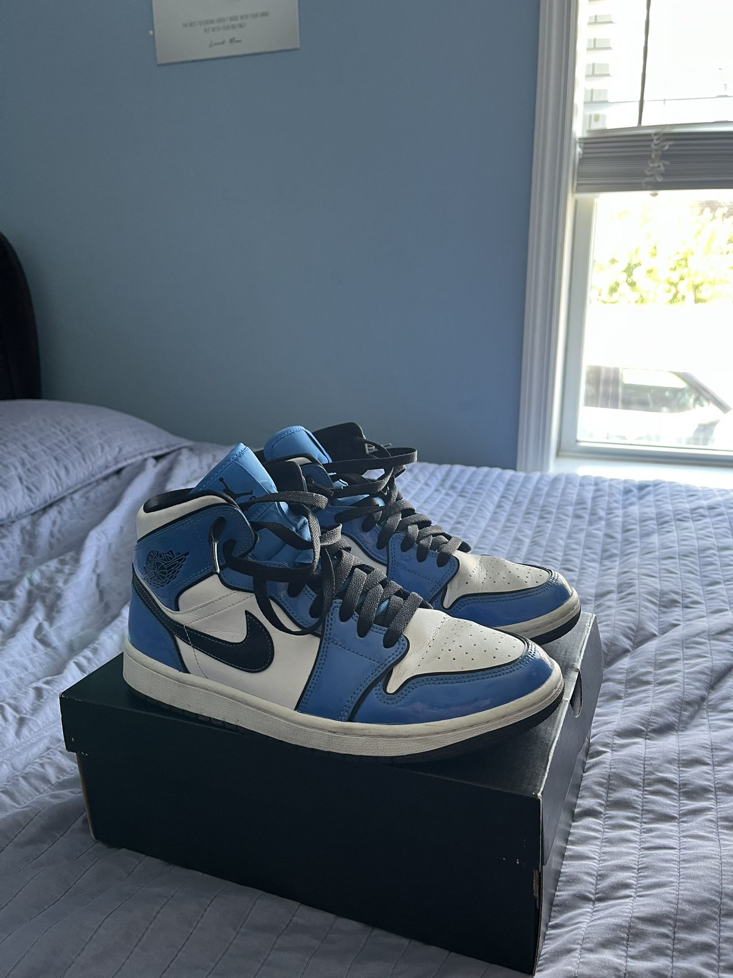 Jordan 1 Signal Blues