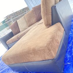 LARGE BEIGE/brown MODERN DAY SECTIONAL