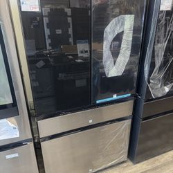 Samsung Family Hub 36”  new 