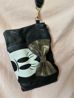 Minnie Mouse hand purse