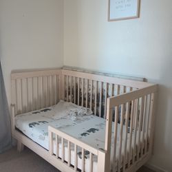 Like New Crib 